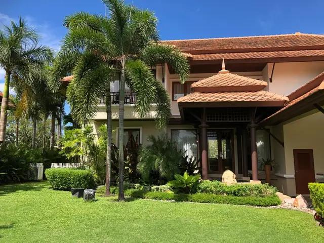 Large 4-Bedroom Villa, with pool view in Laguna Links project, on Bangtao / Laguna beach — Bang Tao