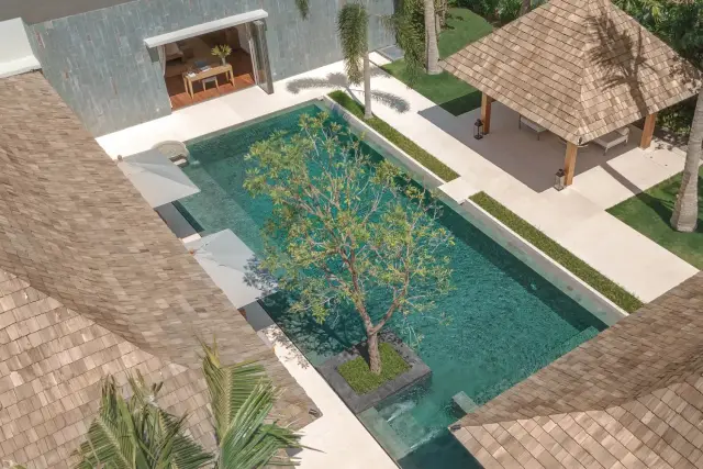 Large 5-Bedroom Villa, with pool view, on Bangtao / Laguna beach — Thalang