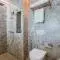 Studio, Sunshine Beach—Larger Format, 46 sqm — Layan · 3/10