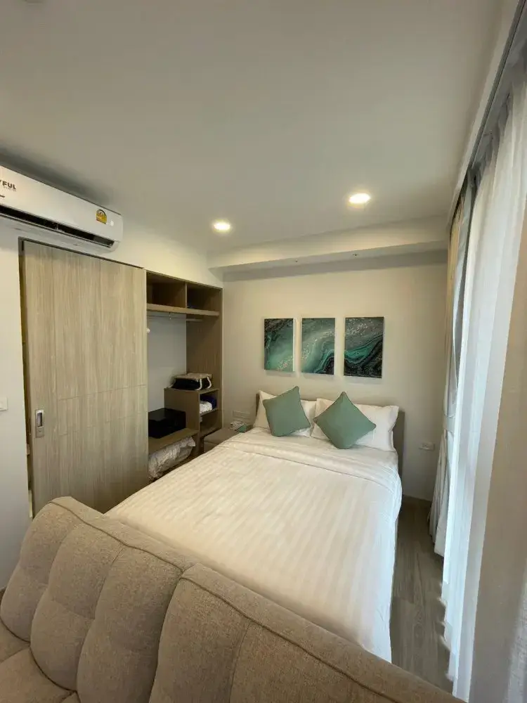 Studio Sky Park Aurora, Bang Tao, Golf Course View — Bang Tao · 4/22