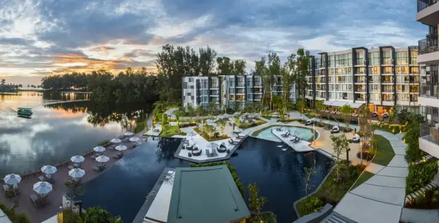 2-Bedroom Apartments, with urban view in Cassia project, on Bangtao / Laguna beach — Bang Tao
