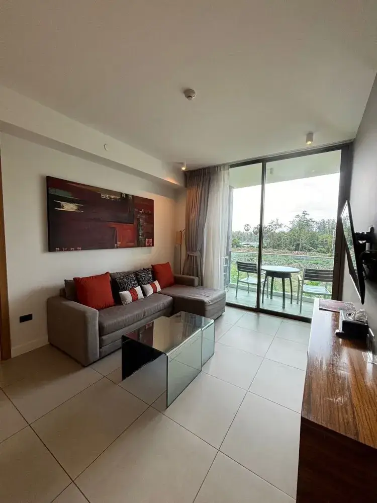 อพาร์ตเมนต์ 1 ห้องนอน Oceanstone ร่วมสมัยพร้อมวิวเมือง — Bang Tao · 1/17