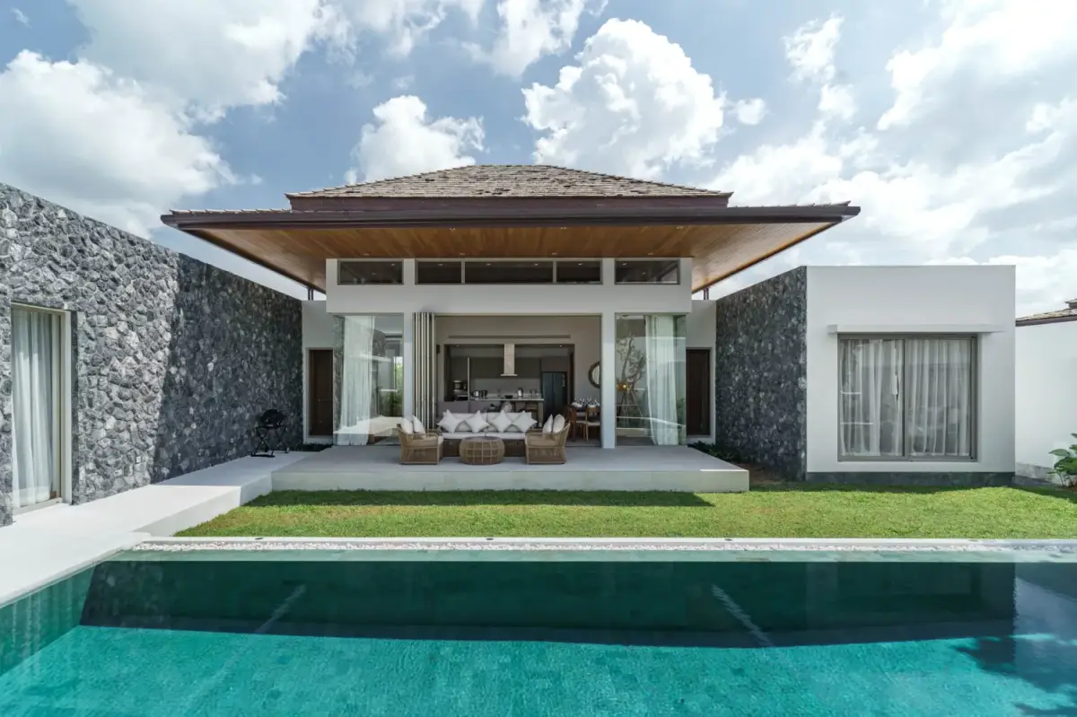 4-Bed Botanica Foresta Villa, Layan Location — Layan · 1/15