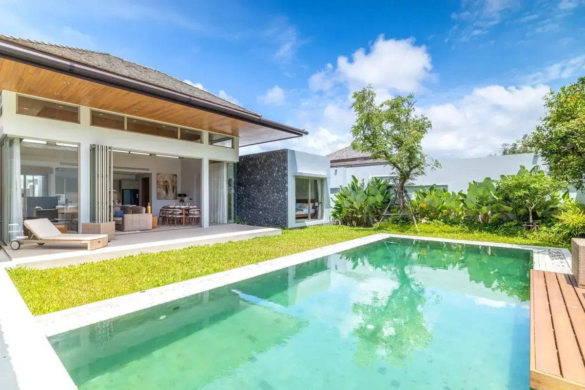 Spacious 4-Bed Botanica Villa with Garden Views — Layan · 2/29