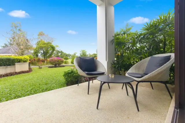 1-Bedroom Apartments, with golf course in Allamanda and project, on Bangtao / Laguna beach — Bang Tao