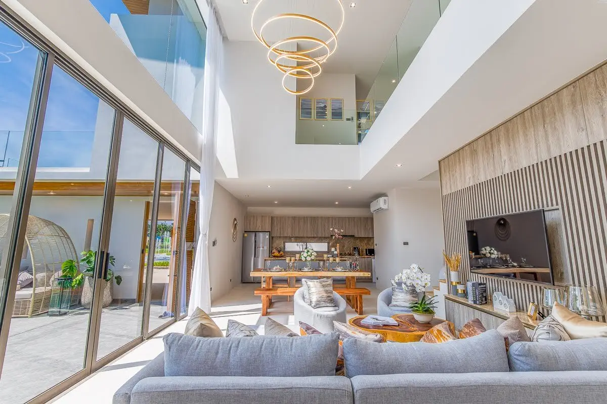 3-Bed Villa in Zenithy, Renovated Kitchen — Cherng Talay · 5/47