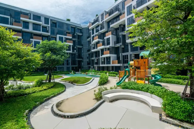 Studio Apartments, with mountain view in Sky Park Aurora project, on Bangtao / Laguna beach — Bang Tao
