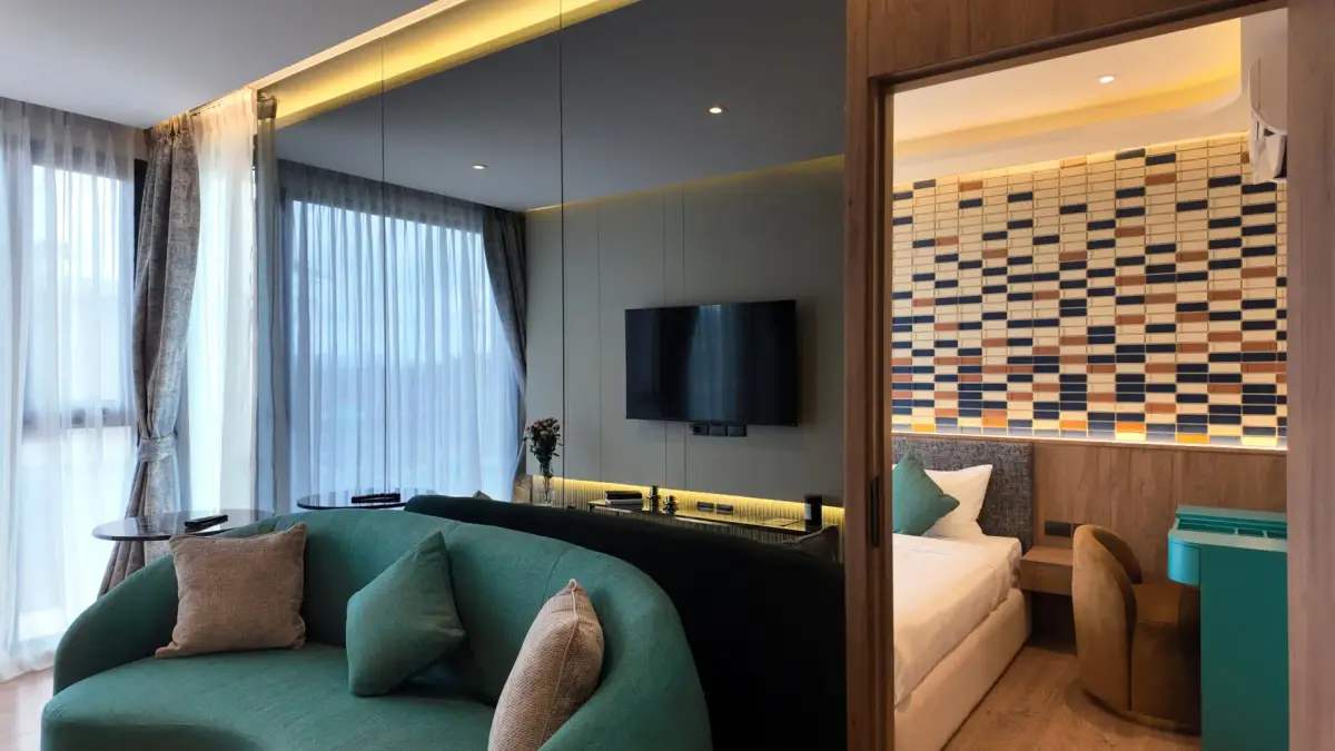 ห้องชุด 1 ห้องนอน วิวภูเขา หาดลายัน — Layan · 5/32