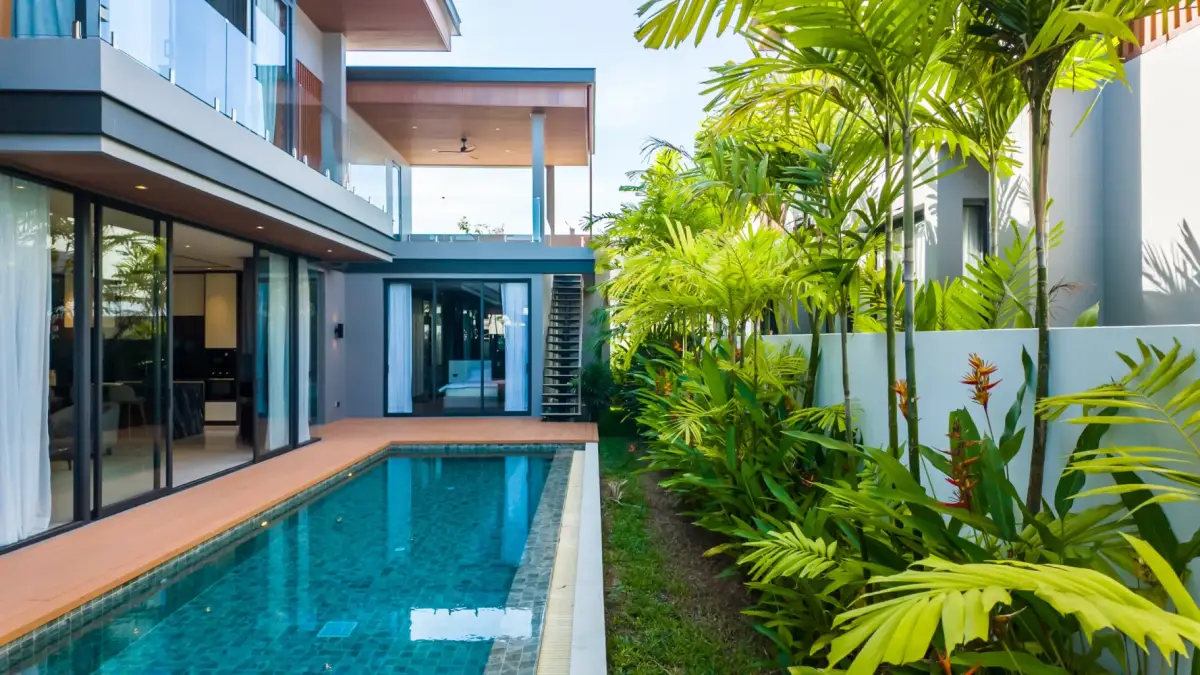 วิลล่า 4 ห้องนอน พร้อมวิว สระน้ำ ในโครงการ The Ozone Villas, บนชายหาด บางเทา/ลากูน่า — Bang Tao · 2/81