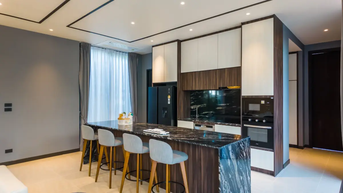 วิลล่า 4 ห้องนอน พร้อมวิว สระน้ำ ในโครงการ The Ozone Villas, บนชายหาด บางเทา/ลากูน่า — Bang Tao · 4/81