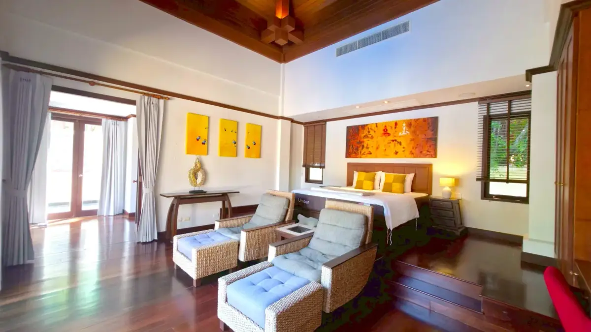 Spacious 4-Bedroom Villa, with pool view in Sai Taan project, on Bangtao / Laguna beach — Bang Tao · 5/30