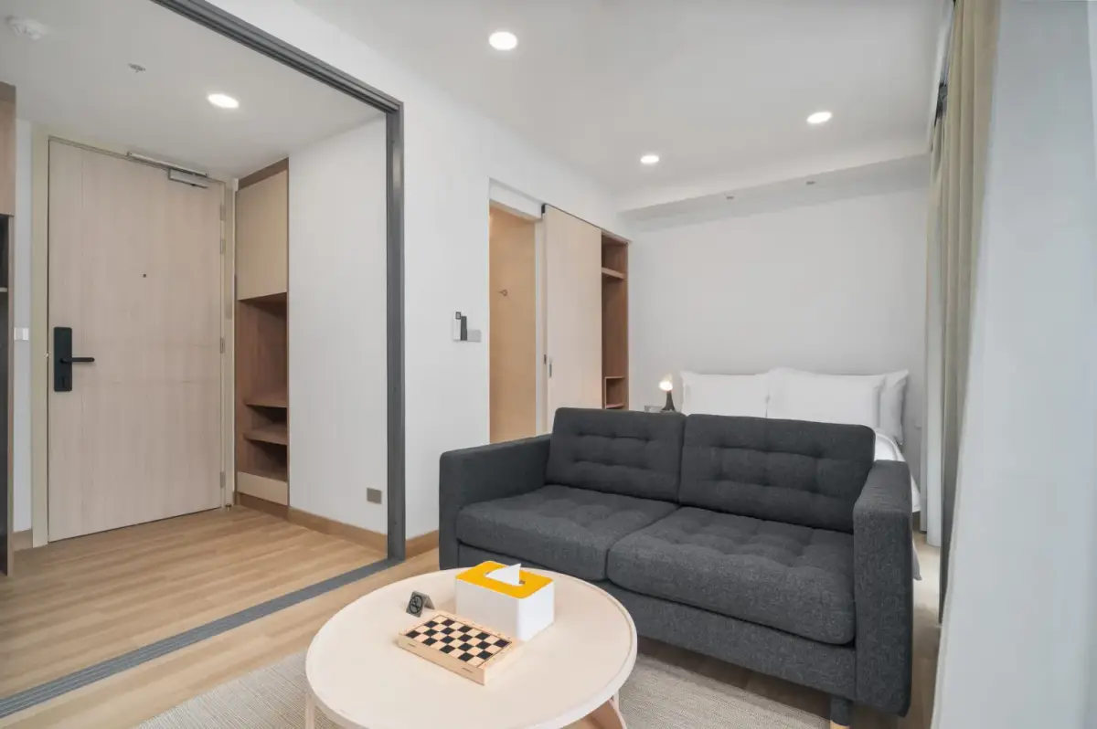 Studio Apartments, with golf course in Sky Park Selesta project, on Bangtao / Laguna beach — Bang Tao · 4/18