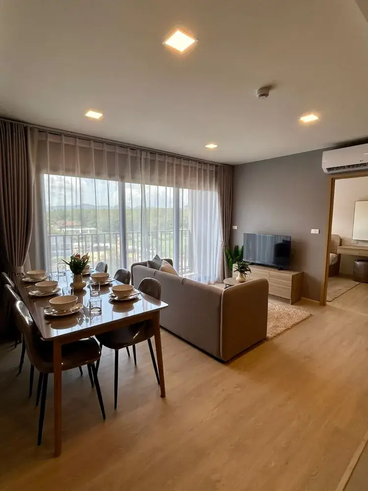 อพาร์ตเมนต์ 2 ห้องนอน พร้อมวิว เออร์เบิน วิว ในโครงการ Base Cherngtalay, บนชายหาด บางเทา/ลากูน่า — Bang Tao · 4/28