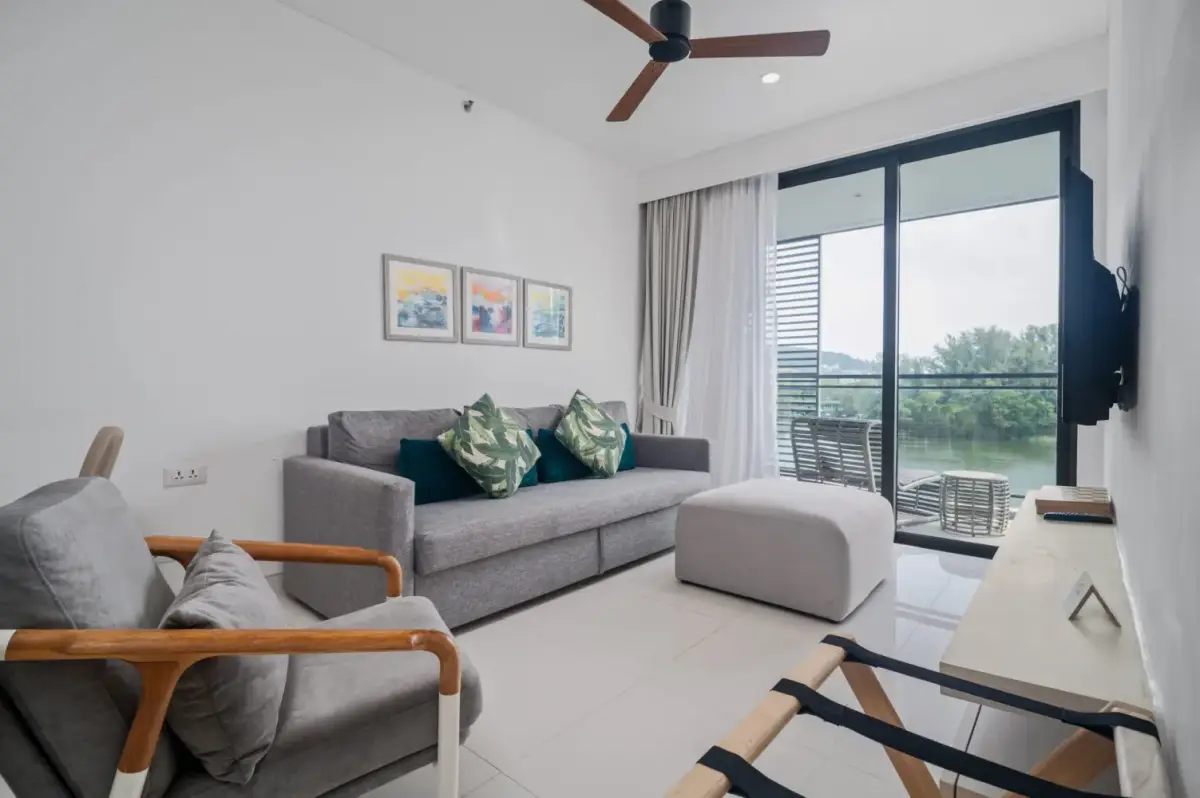 อพาร์ตเมนต์2 1 ห้องนอน พร้อมวิว วิวทะเลสาบ ในโครงการ Cassia Residences, บนชายหาด บางเทา/ลากูน่า — Bang Tao · 1/28