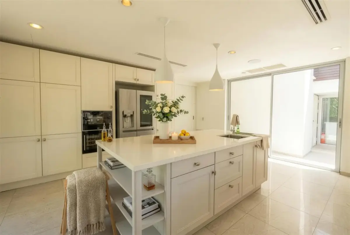 Large 5-Bedroom Villa, with pool view in Layan Estate project, on Layan Beach beach — Layan · 5/24