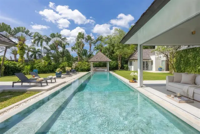Large 5-Bedroom Villa, with pool view in Layan Estate project, on Layan Beach beach — Layan