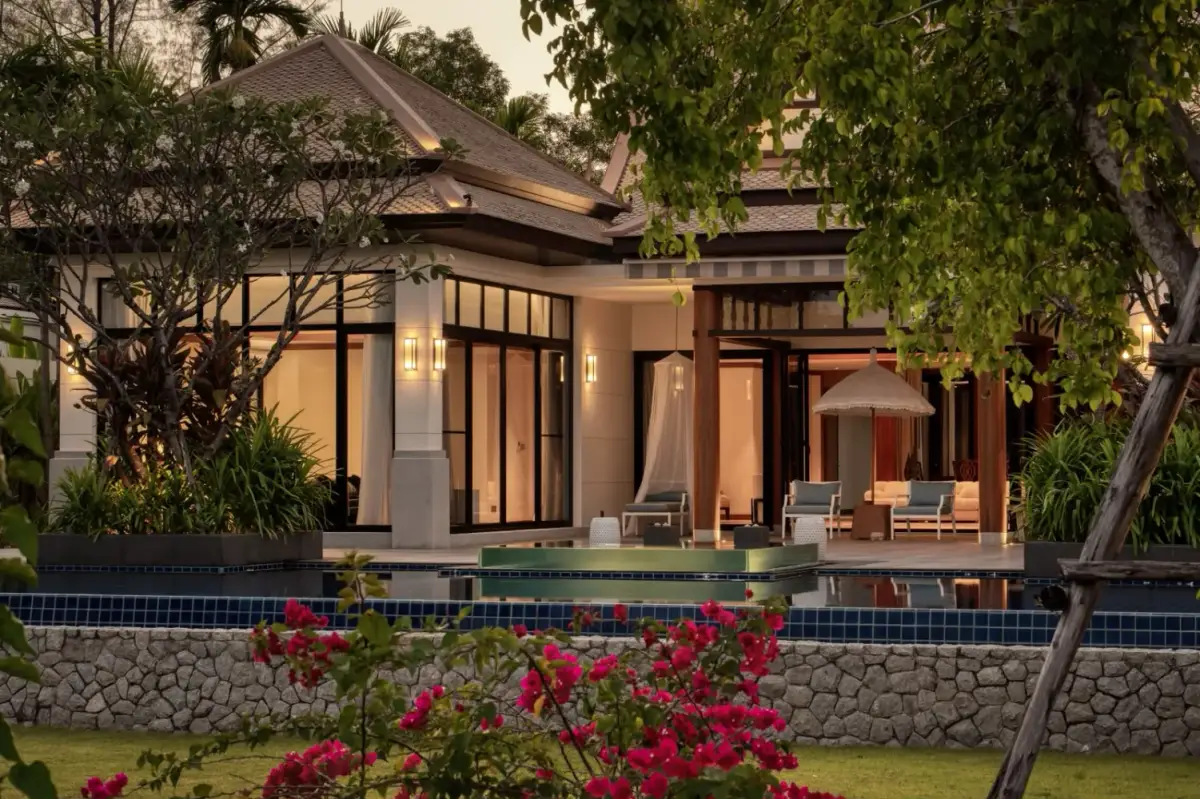 Premium Large 5-Bedroom Villa, with pool view and near the sea in Banyan Tree Grand Residences project, on Bangtao / Laguna beach — Layan · 5/27