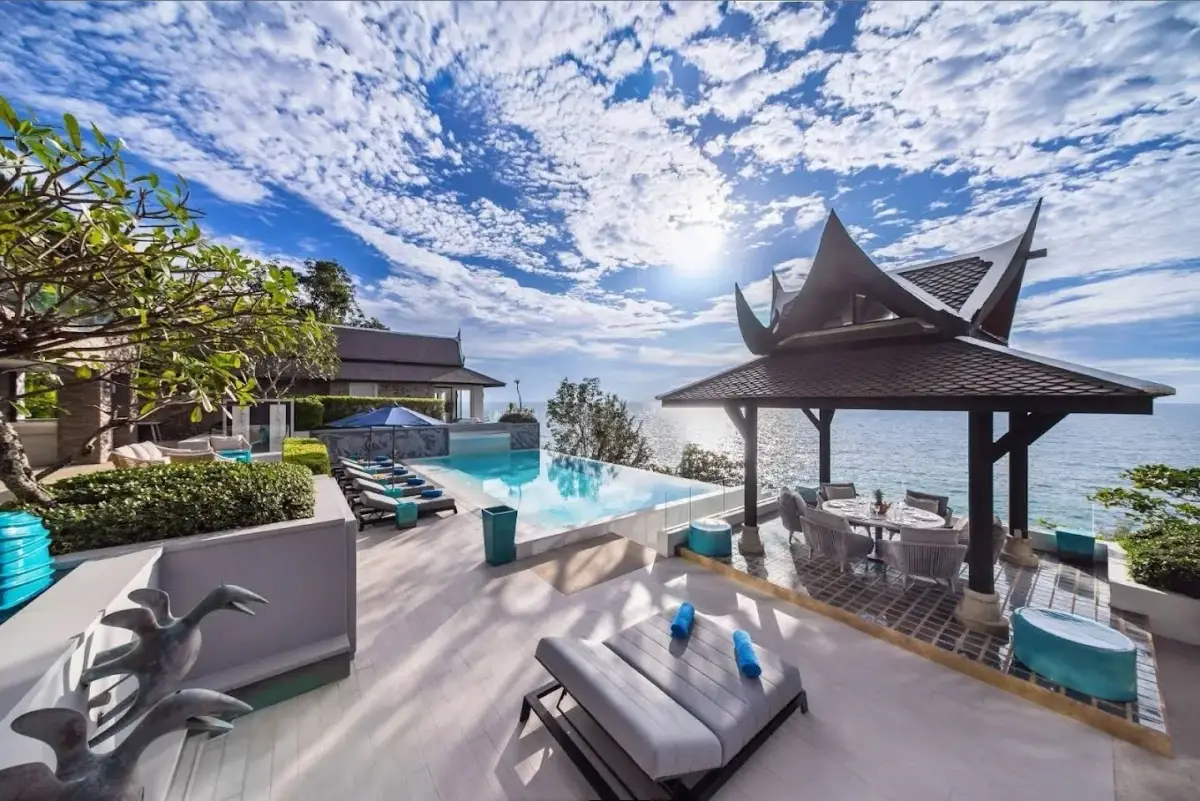 Villa La Prana 6-Bedroom Oceanfront Villa — Kamala · 1/51